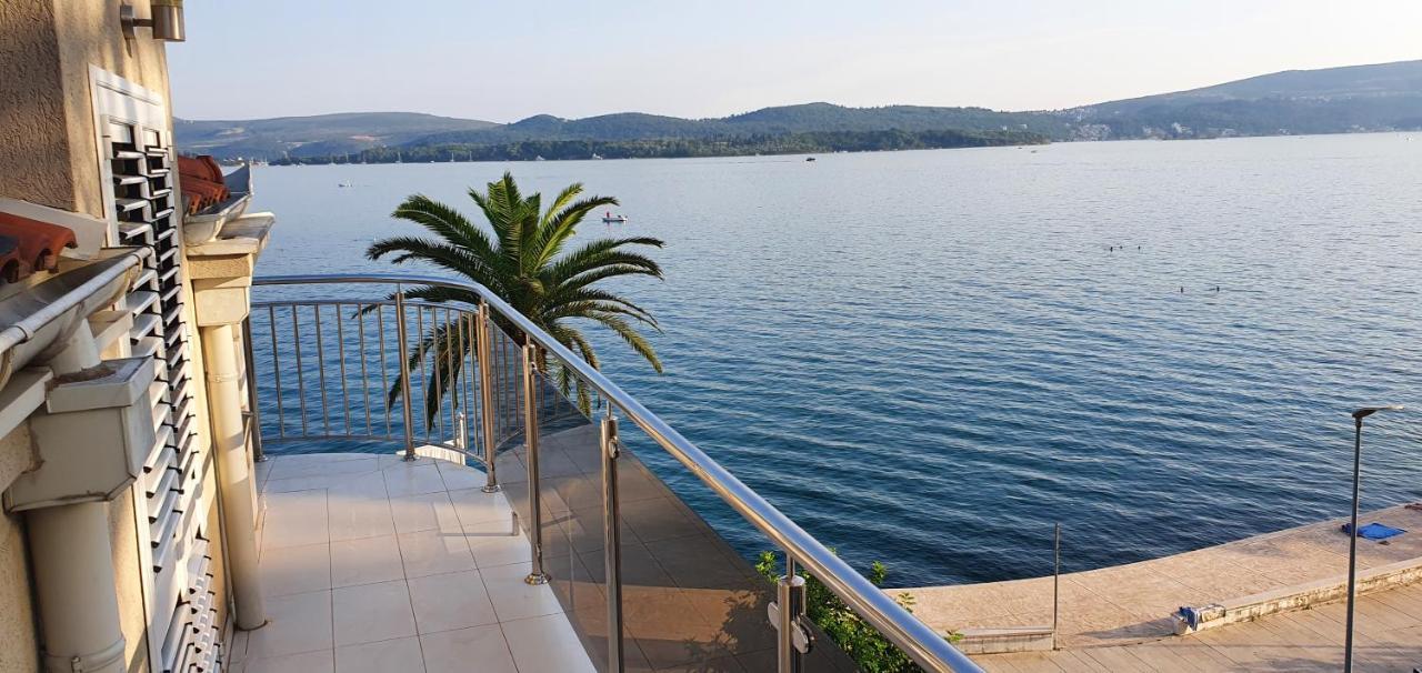 Penthouse By The Sea Διαμέρισμα Τίβατ Εξωτερικό φωτογραφία